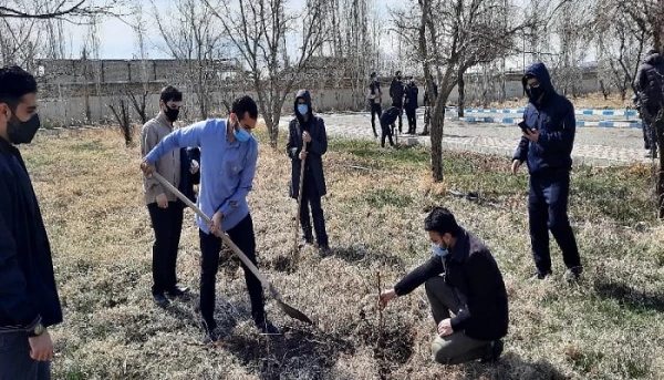 مراسم گرامیداشت هفته درخت و درختکاری در دانشگاه فرهنگیان استان آذربایجان غربی 3