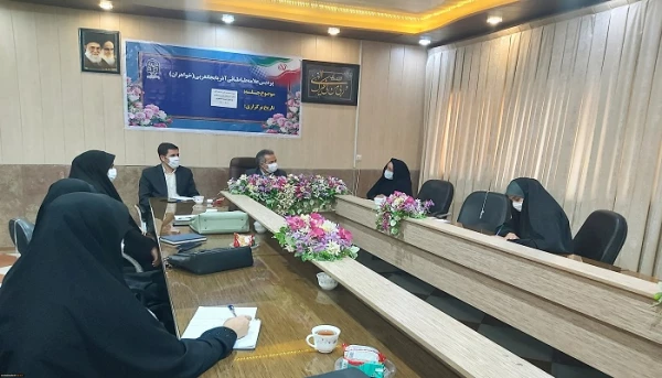 نشست صمیمانه سرپرست مدیریت امور پردیس های استان و مسئولین فرهنگی با مسئولین بسیج دانشجویی پردیس علامه طباطبایی ارومیه 3