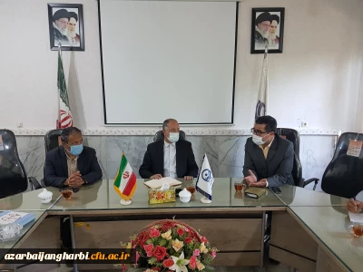 آقای دکتر سردار رضازاده نماینده محترم شهرستان سلماس در مجلس با حضور در دانشگاه فرهنگیان واحد امام خمینی(ره) سلماس با دکتر طالبی ریاست مرکز و کارکنان دیدار و گفتگو کرد