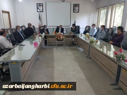 آقای دکتر سردار رضازاده نماینده محترم شهرستان سلماس در مجلس با حضور در دانشگاه فرهنگیان واحد امام خمینی(ره) سلماس با دکتر طالبی ریاست مرکز و کارکنان دیدار و گفتگو کرد 4