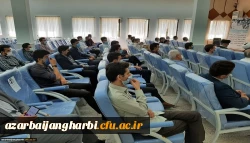 همایش گفتمان نسل چهارم (ویژه انتخابات) در مرکز امام خمینی (ره) سلماس برگزار شد 4