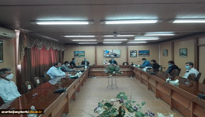 دوره مجازی با عنوان تهدیدها وآسیب های فضای مجازی برای اساتید و کارکنان اداری دانشگاه فرهنگیان استان برگزار گردید 3