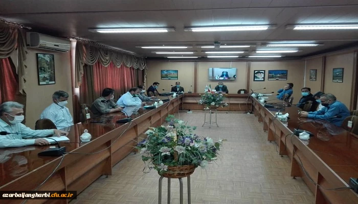 دوره مجازی با عنوان تهدیدها وآسیب های فضای مجازی برای اساتید و کارکنان اداری دانشگاه فرهنگیان استان برگزار گردید 