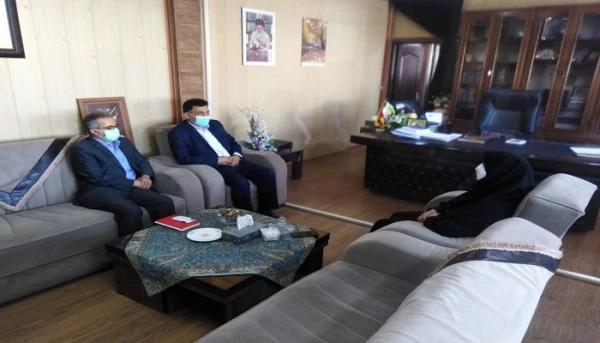 دیدار آقای دکتر محمدی معاون فرهنگی و اجتماعی دانشگاه فرهنگیان با خانم دکتر منافی مدیر کل آموزش و پرورش استان آذربایجان غربی 2