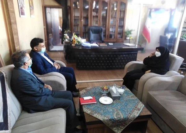 دیدار آقای دکتر محمدی معاون فرهنگی و اجتماعی دانشگاه فرهنگیان با خانم دکتر منافی مدیر کل آموزش و پرورش استان آذربایجان غربی 