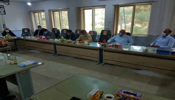 جلسه هماهنگی تمهید مقدمات بازگشایی دانشگاه در مرکز امام خمینی (ره) سلماس برگزار گردید 3