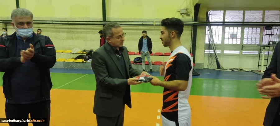 برگزاری مسابقات فوتسال جام هفته بسیج و روز دانشجو در پردیس شهید رجایی 11