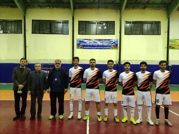 برگزاری مسابقات فوتسال جام هفته بسیج و روز دانشجو در پردیس شهید رجایی 10