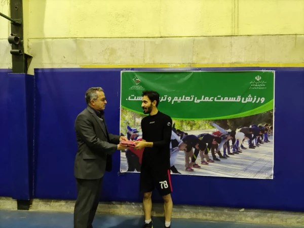 برگزاری مسابقات فوتسال جام هفته بسیج و روز دانشجو در پردیس شهید رجایی 13