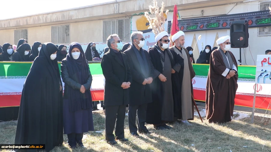 با تدفین شهید گمنام ، بوی شهادت پردیس شهید رجایی ارومیه را فراگرفت . 4