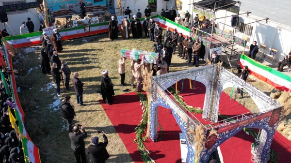 با تدفین شهید گمنام ، بوی شهادت پردیس شهید رجایی ارومیه را فراگرفت . 11