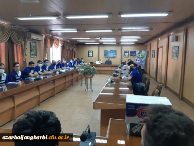 برگزاری دوره آموزشی مربیگری فوتبال زیر نظر مربیان هیات فوتبال استان آذربایجان غربی برای دانشجو معلمان 