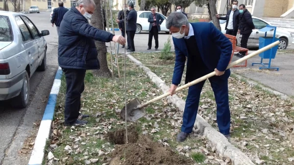 گرامیداشت هفته درخت و درختکاری وتقارن آن با میلاد با سعادت امام حسین (ع) وروز پاسدار 4