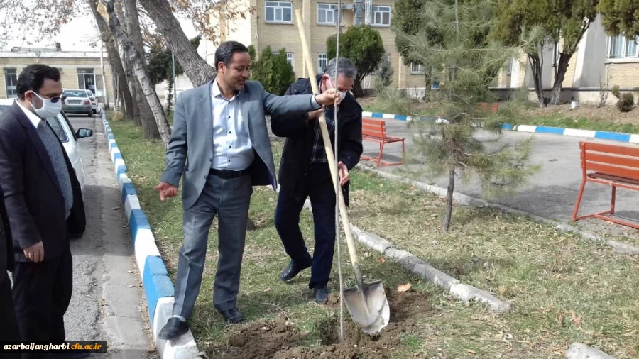 گرامیداشت هفته درخت و درختکاری وتقارن آن با میلاد با سعادت امام حسین (ع) وروز پاسدار 7