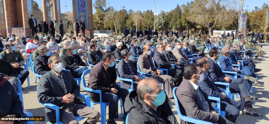 مراسم غبار روبی و عطر افشانی مزار مطهر شهدا (مهمانی لاله ها) 11