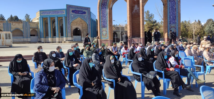 مراسم غبار روبی و عطر افشانی مزار مطهر شهدا (مهمانی لاله ها) 12