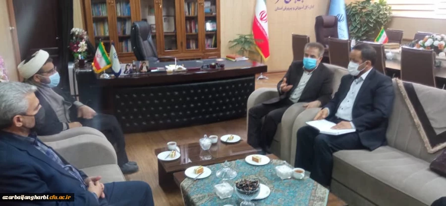 دیدار مدیر امور پردیسهای دانشگاه فرهنگیان استان با مدیر کل آموزش و پرورش  3