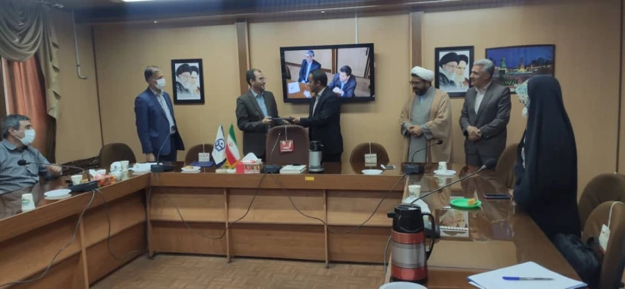 دکتر الیاس پوراکبر بعنوان معاون آموزشی ، فرهنگی و پژوهشی پردیس شهید رجایی ارومیه منصوب شدند . 5