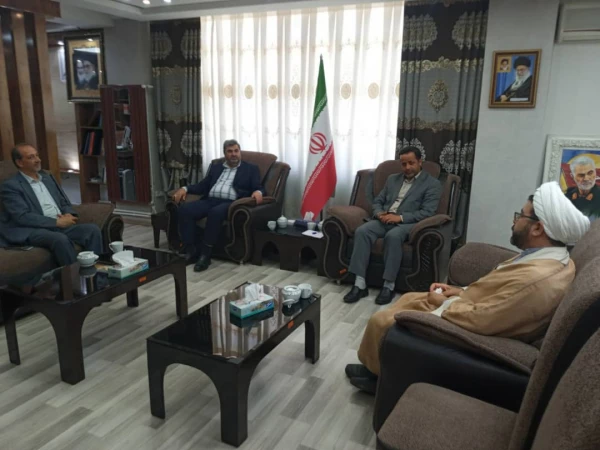 جلسه مشترک مدیر امور پردیسهای استان و نهاد نمایندگی مقام معظم رهبری با فرماندار سلماس 5