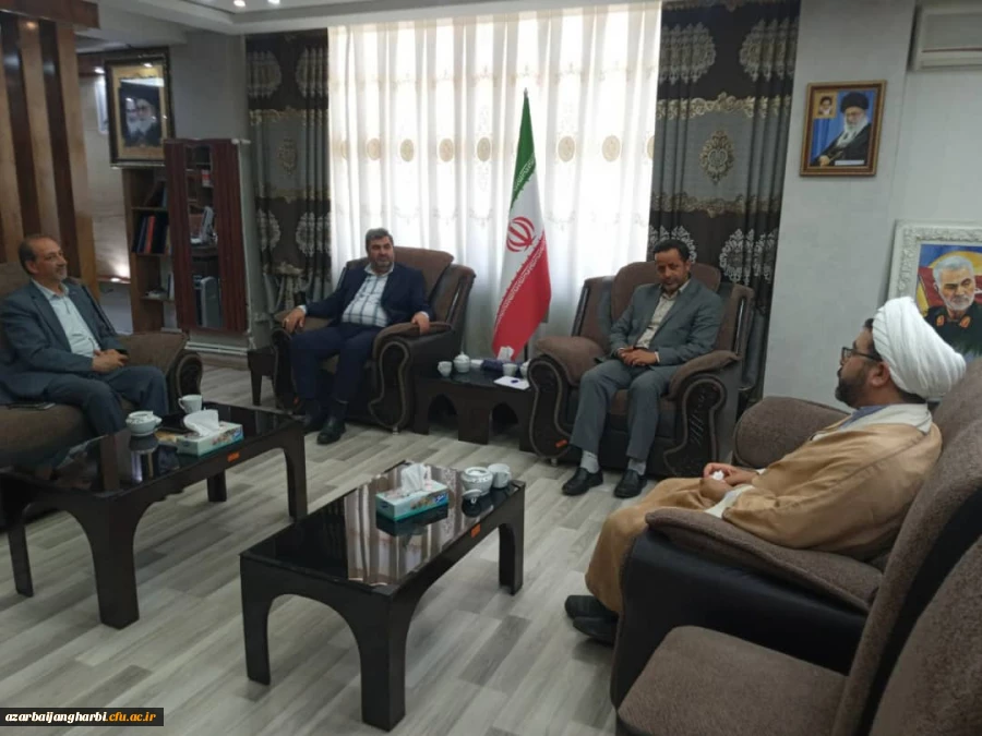 جلسه مشترک مدیر امور پردیسهای استان و نهاد نمایندگی مقام معظم رهبری با فرماندار سلماس 5