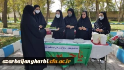 بر پایی ایستگاه صلواتی باپخش بسته ها، شربت وپخش نوحه 2