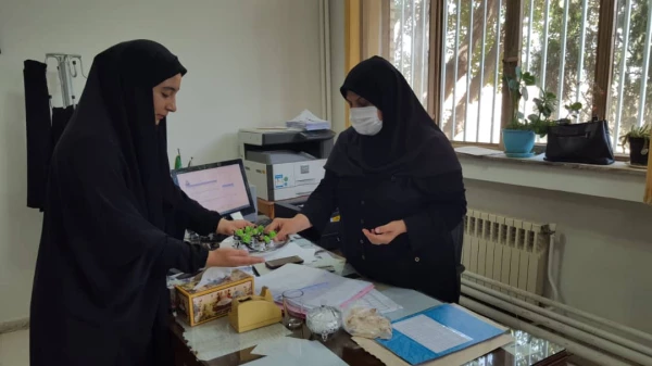 بر پایی ایستگاه صلواتی باپخش بسته ها، شربت وپخش نوحه 4