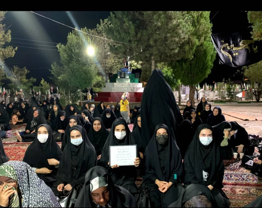 شرکت دانشجو معلمان مرکز شهید مطهری خوی درمراسم عزاداری دهه اول محرم درمزارشهدا وهمینطور برگزاری اردوی فرهنگی زیارت قبورشهدا 5