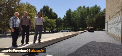 اتمام عملیات آسفالت ریزی خیابان های محوطه دانشگاه فرهنگیان استان آذربایجان غربی