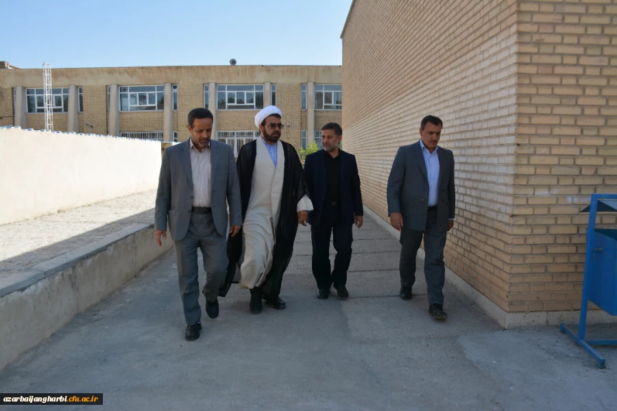بازدید دکتر صفری معاونت محترم عمرانی شهرداری و  اعظم انهر عضو محترم شورای شهر ارومیه از پردیس شهید رجایی ارومیه  6