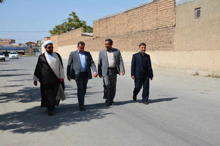 بازدید دکتر صفری معاونت محترم عمرانی شهرداری و  اعظم انهر عضو محترم شورای شهر ارومیه از پردیس شهید رجایی ارومیه  8