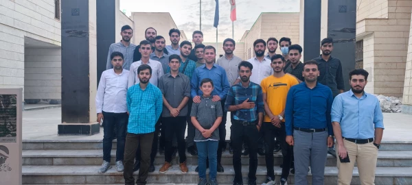 بازدید دانشجویان پردیس شهید رجایی از موزه دفاع مقدس استان و شرکت در رزمایش علمداران ولایت 5