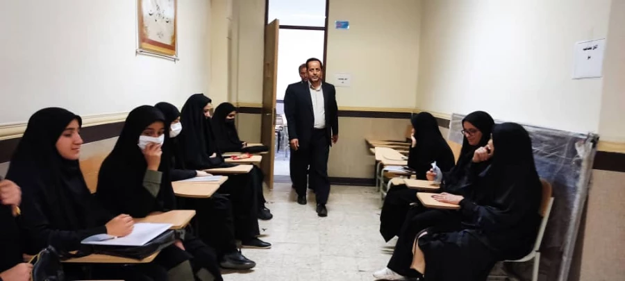 بازدید مدیر امور پردیسهای استان از روند برگزاری مصاحبه تخصصی داوطلبان ورود به دانشگاه فرهنگیان پردیسهای استان 5