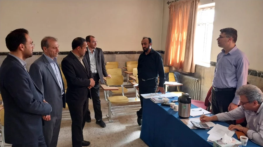 بازدید مدیر امور پردیسهای استان از روند برگزاری مصاحبه تخصصی داوطلبان ورود به دانشگاه فرهنگیان پردیسهای استان 11