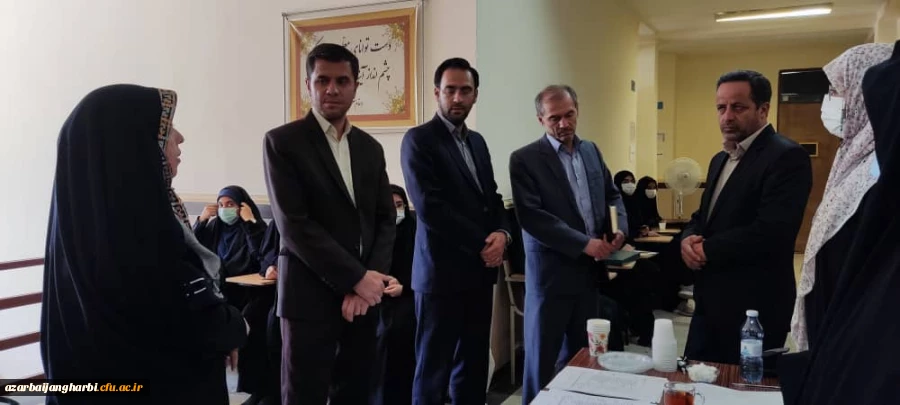بازدید مدیر محترم استان به همراه مسئول حراست و مسئول نظارت و ارزیابی استان از روند مصاحبه دانشجویان جدیدالورود 5