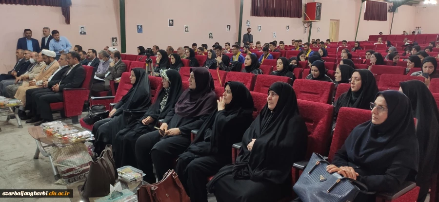 گزارش تصویری آیین دانش آموختگی دانشجویان ورودی سال 97 پردیس های استان آذربایجان غربی  8