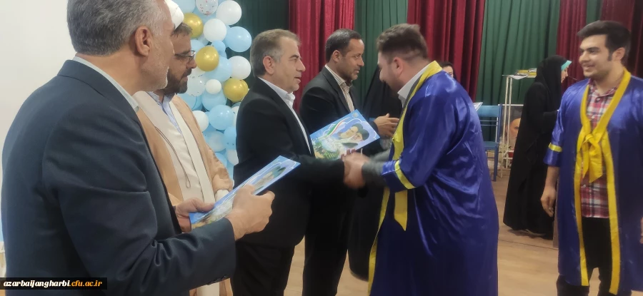 گزارش تصویری آیین دانش آموختگی دانشجویان ورودی سال 97 پردیس های استان آذربایجان غربی  8