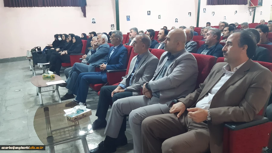 برگزاری جلسه هم اندیشی با حضور اساتید پردیس شهید رجایی ارومیه، پیرامون مسائل آموزشی، فرهنگی و پژوهشی 4