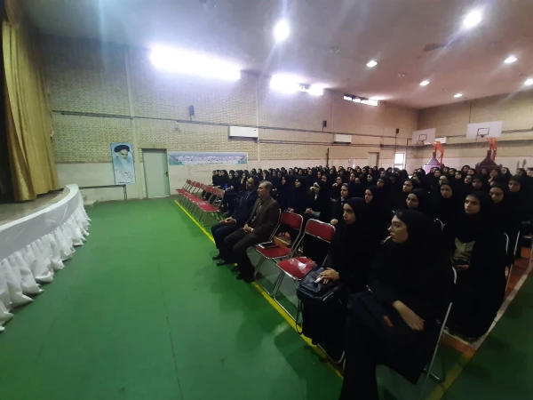 دیدار مدیریت محترم استانی دانشگاه فرهنگیان با دانشجومعلمان جدیدالورود مرکز شهید مطهری(ره) خوی 2