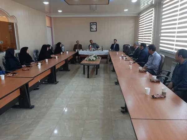 جلسه هم اندیشی با همکاران مرکز شهید مطهری(ره) خوی با حضور مدیریت محترم استانی دانشگاه فرهنگیان و حراست محترم و بازرسی محترم دانشگاه 2