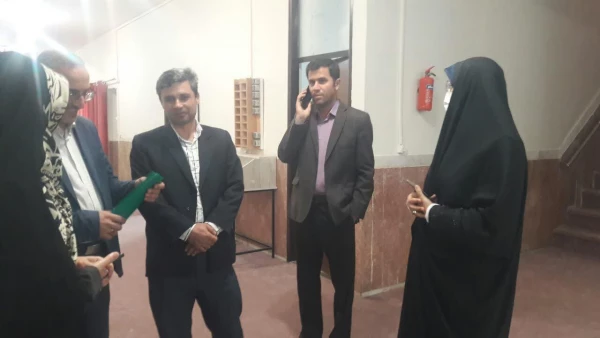 بازدید رئیس پردیس علامه طباطبایی ارومیه به همراه عامل مالی استان از خوابگاه دانشجویی شهیده مولانا 3