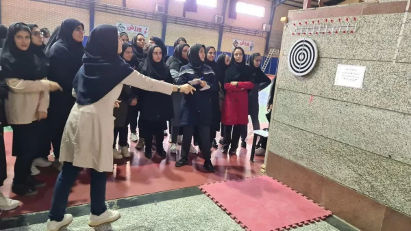 برگزاری مسابقات ورزشی(طناب کشی،بدمینتون،دومیدانی و دارت) به مناسبت بزرگداشت هفته تربیت بدنی - پردیس علامه طباطبایی ارومیه 2