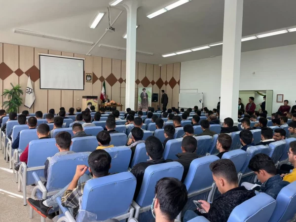 آیین استقبال از نو دانشجو معلمان مرکز امام خمینی(ره) سلماس با حضور مدیریت استاتی 4