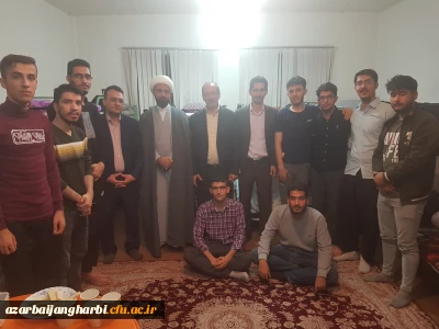 در مرکز امام خمینی ره سلماس برگزار شد:

دیدار و گفتگوی صمیمانه و هفتگی مسئولین دانشگاه با دانشجومعلمان با حضور در سراهای دانشجویی
