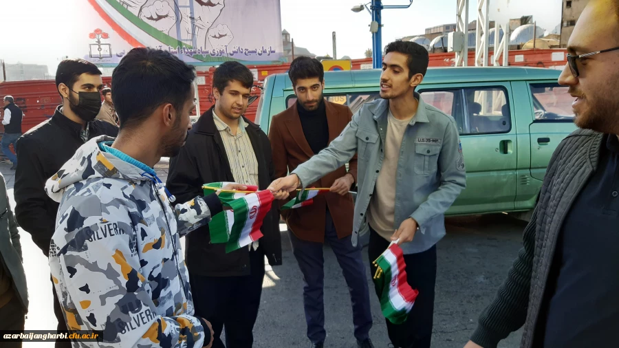 حضور پرشور اساتید،کارکنان و دانشجومعلمان دانشگاه فرهنگیان در راهپیمایی 13 آبان 1401 5