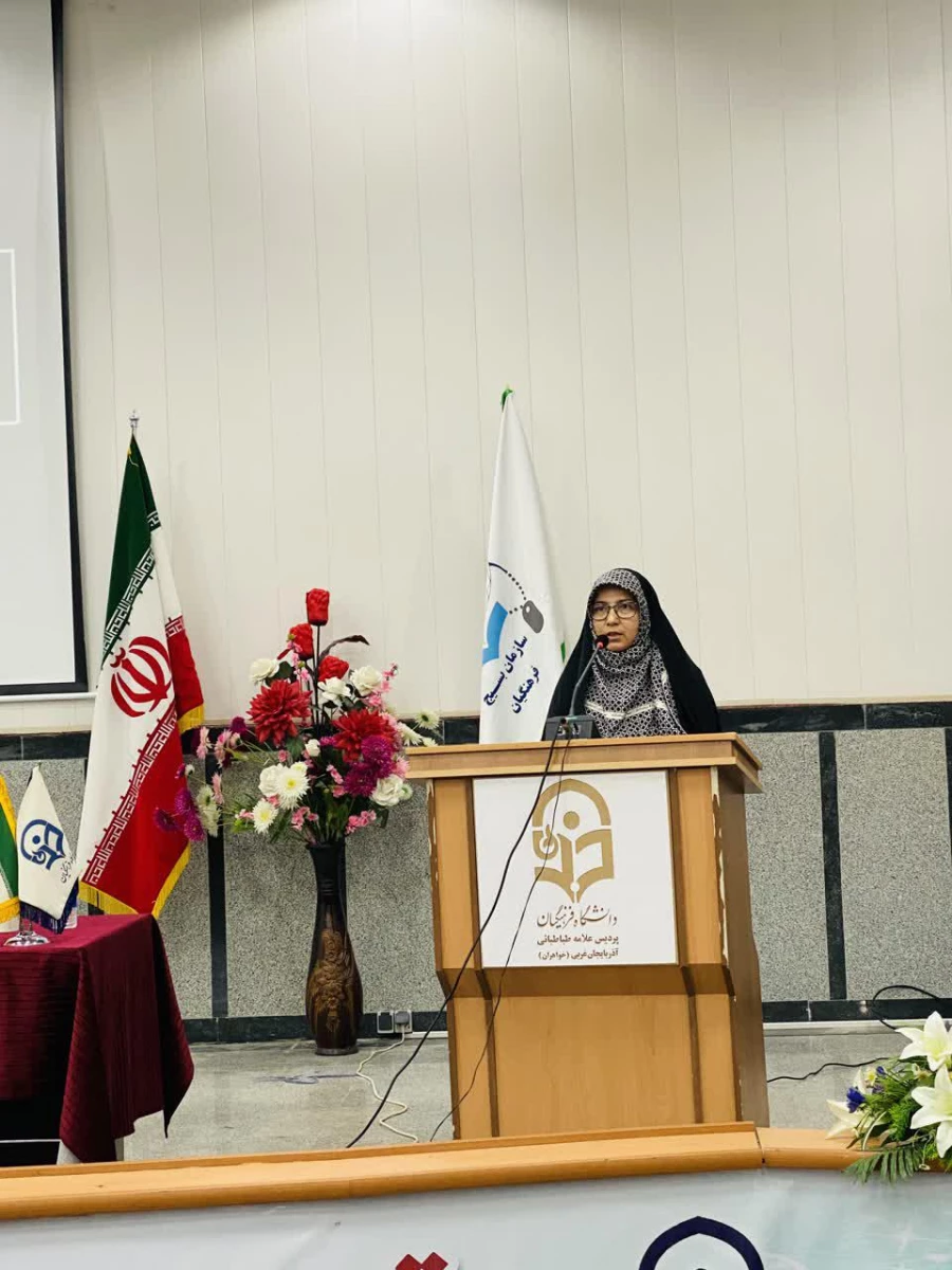 نشست صمیمی دانشجو معلمان پردیس علامه طباطبایی پیرامون روشنگری اغتشاشات اخیر با محوریت پرسش و پاسخ با حضور سردار جهانبخش
فرمانده انتظامی استان آذربایجان غربی 2