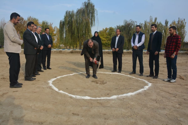 گزراش تصوی کلنگ زنی و شروع به کار عملیات پروژه بزرگ احداث سالن فرهنگی، ورزشی پردیس شهید رجایی ارومیه 7