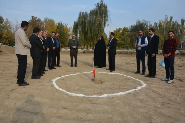 گزراش تصوی کلنگ زنی و شروع به کار عملیات پروژه بزرگ احداث سالن فرهنگی، ورزشی پردیس شهید رجایی ارومیه 8