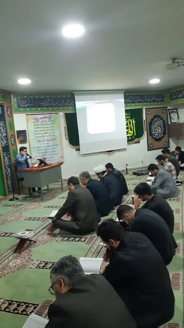 محفل انس با قرآن کریم با حضور قاری بین المللی 9