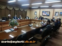 جلسه هم اندیشی گفتگوی ماه با حضور اساتید گروه معارف اسلامی 5