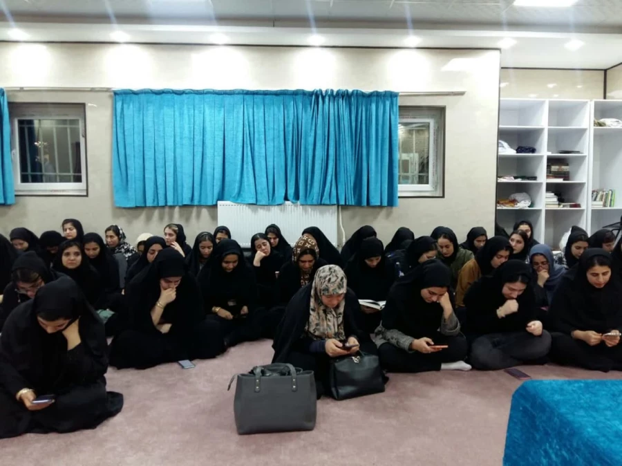 مراسم ترحیم شب هفتم دانشجوی گرانقدر مرحومه حدیقه محمد آذر -پردیس علامه طباطبایی ارومیه 4